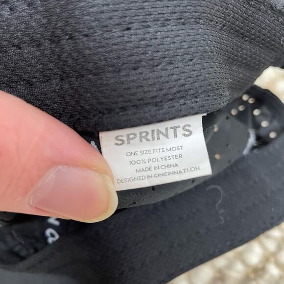 Sprints Fathomless Falls HyperG Hat Unisex Black Running Hat OSFM Race Hat EUC - Picture 10 of 11